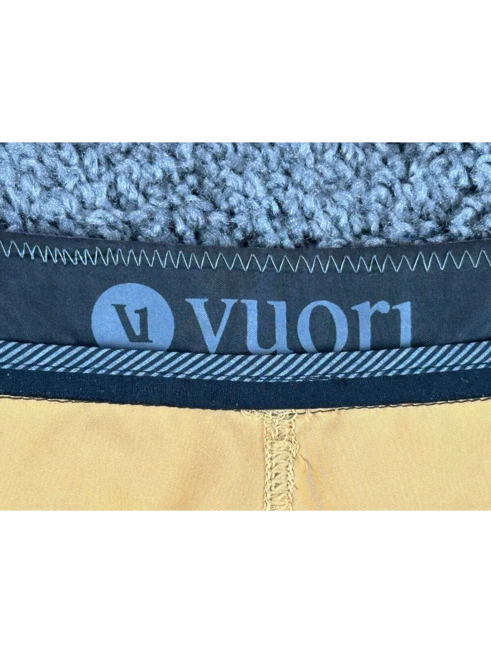 Vuori Cruise Boardshorts Mens L 36 Tan Polka Dot Camo 4-Way Stretch Swim Trunks